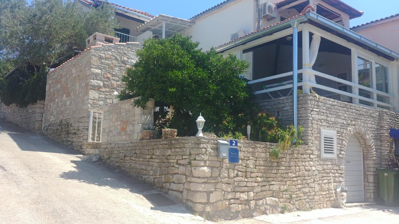 Apartments Marija Bajto Nečujam Exterior foto