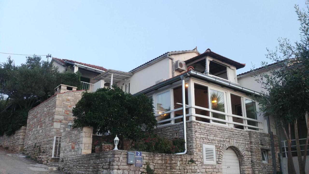 Apartments Marija Bajto Nečujam Exterior foto
