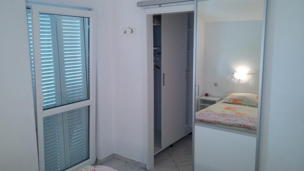 Apartments Marija Bajto Nečujam Habitación foto